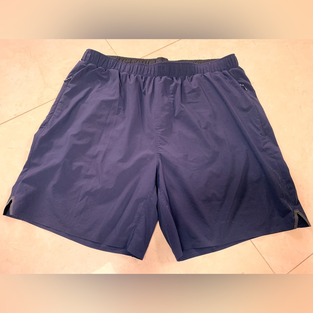 Men's Blue/ Purple Rhone Shorts Large. Excellent condition!